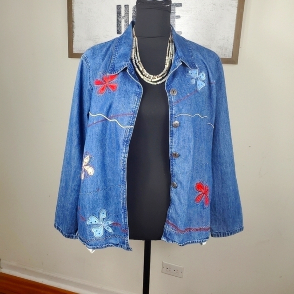 Vintage Embroidered Denim Jacket Pockets Flowers Size Medium